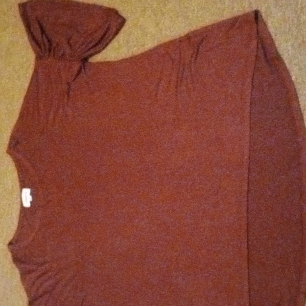 COLLEGIATE BURGUNDY BLOUSE RUFFLE SLEEVE XXL